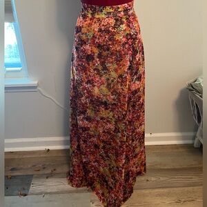 Bebe Skirt Maxi Floral Size 2